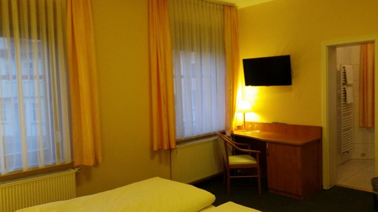 Hotel Thueringer Hof Ebeleben エクステリア 写真