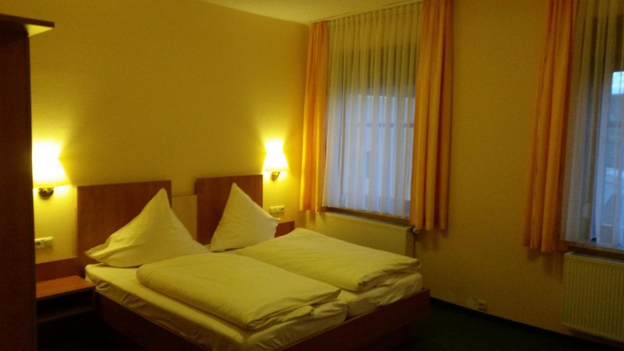 Hotel Thueringer Hof Ebeleben エクステリア 写真